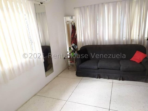 Imagen 2 de 17 de Freddy Camacaro Rentahouse, Casa Quinta En Venta En Los Nísperos 22-10335