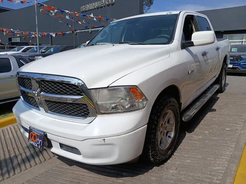 RAM Ram 1500 SLT 1500 Trabajo 3.6 V6 AT 4x2