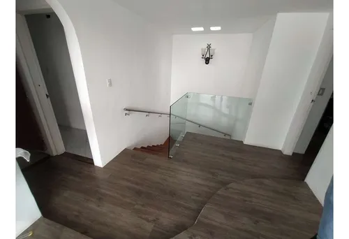 Casa En Venta - Alto Prado