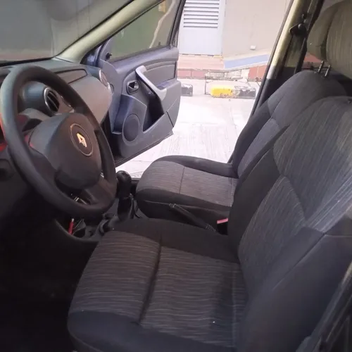 Renault Logan Expression 1.6 Mec