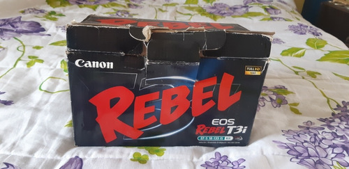 Câmera Fotográfica Canon T3i Com Placa Mãe Queimada