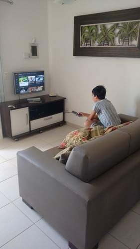 Imagen 5 de 19 de Duplex En Praia Mariscal, Bombinhas, Brasil Para 6 Personas. 180 M De La Playa. Disponible A Partir Del 5 De Marzo 2023.