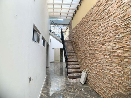 Imagen 2 de 30 de Venta Ph Tipo Casa Con Cochera Y Piscina Piñeyro