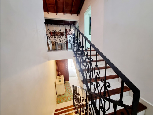 Venta De Casa En El Poblado Loma De Los Gonzalez Medellín