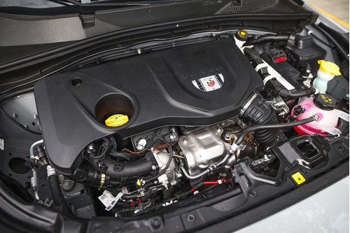 Fiat FASTBACK 1.3 Abarth T270 At6