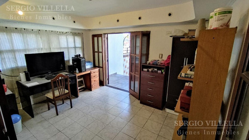 Imagen 21 de 30 de Casa En Venta De 4 Dormitorios Con Cochera Y Quincho- Roque Saenz Peña, Rosario.
