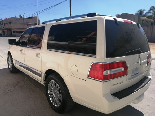 Imagen 3 de 10 de Lincoln Navigator