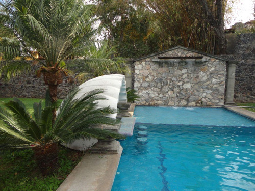 Terreno En Tetela Del Monte, Cuernavaca, Morelos - Ari-582-tu