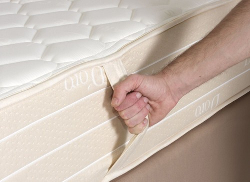 Colchon 130x190x25 Alta Densidad D'oro La Cardeuse Color Beige