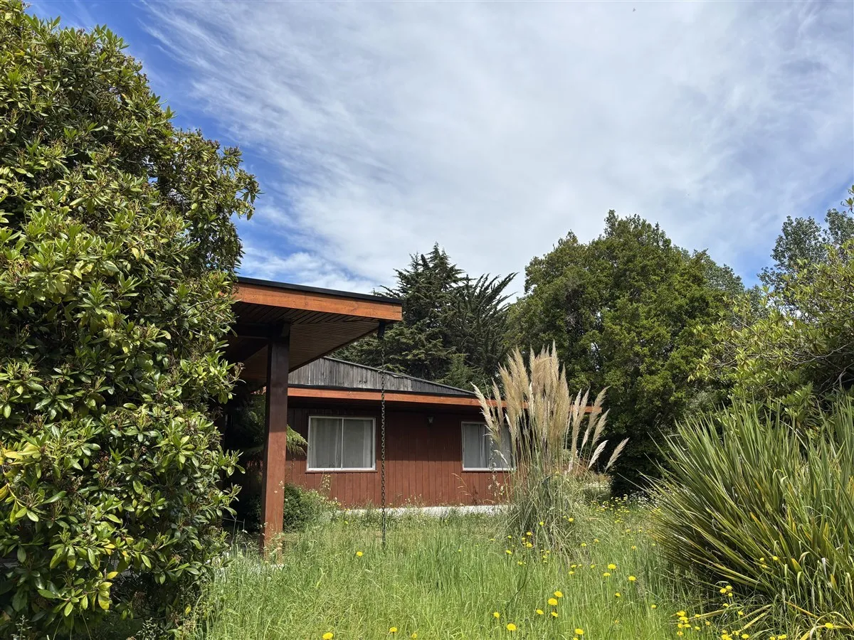 Imagen 3 de 30 de Casa Familiar En Venta De 4 Dorm. Más Piscina En Pto Varas