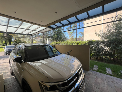 Propiedad En Venta En Barrio Saint Thomas Canning