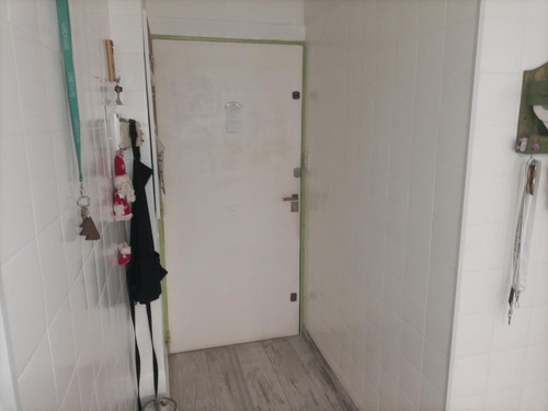 Imagen 9 de 21 de Venta De Departamento De 4 Ambientes En Pumacahua Al 100, Flores