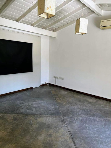 Imagen 10 de 26 de Oficina Tipo Casa Alquiler Pta Baja Martinez San Isidro