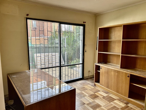 Ideal Para Remodelar/ Apumanque/ 4d3b/las Condes/oneprop.cl