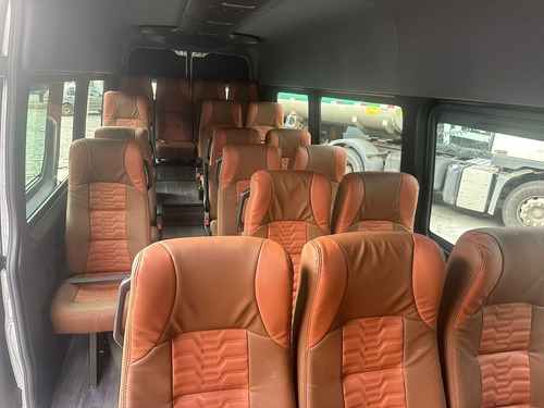 Mercedes-Benz Sprinter 2.0 Van 517 Cdi Extra Longo Teto Alto (21L) 5P Diesel