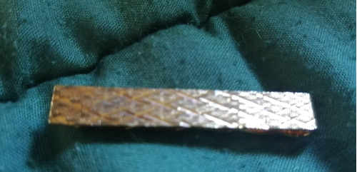 Imagen 1 de 2 de Traba Corbatas Enchapado En Oro 