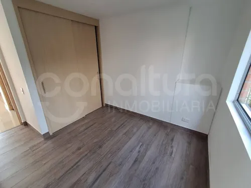 Casas En Arriendo Loma San Jose 472-7079