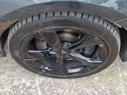 Cupra Leon 245Hp