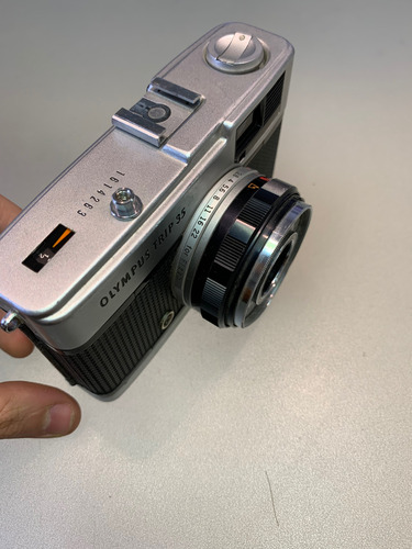Olympus Trip 35 D-zuiko Camara Gris (Usado)