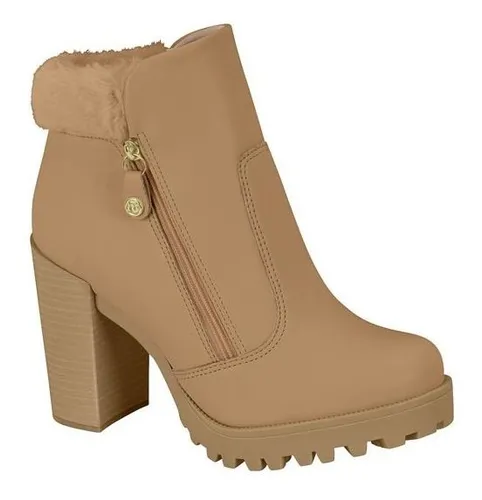 Bota moleca pelinho sales