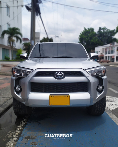 Toyota 4runner Sr5
