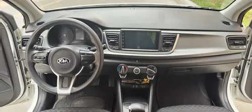Kia Rio 1.4 Emotion sedan