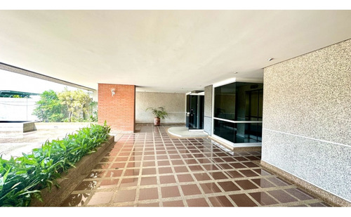 Vendo Apto 223m2 4h/5b/3p Lomas De La Lagunita 2890