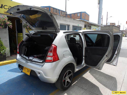 Imagen 15 de 25 de Renault Sandero Authentique