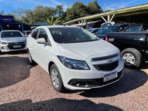 Imagem 3 de 8 de Chevrolet Prisma 1.4 Mpfi Ltz 8v Flex 4p Manual