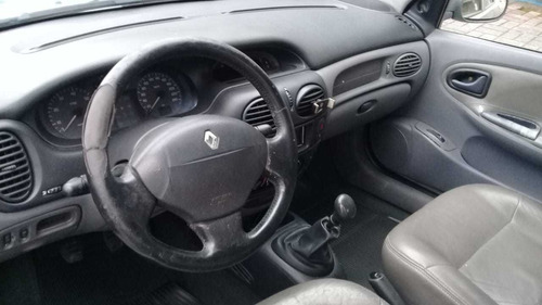 Renault Megane 2001 Sedan 1.6 Rt 4p - Esquina Automoveis