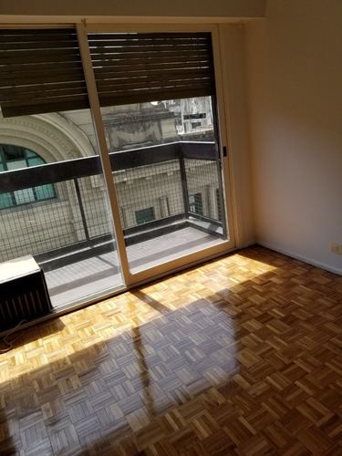 Oportunidad! Venta 2 Amb Fte Balcon. Florida Y Paraguay