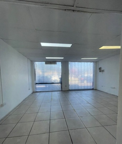 Arriendo Local Comercial En Chorrillos Esquina Arturo Prat