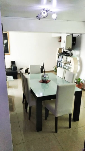 Imagen 3 de 11 de Apartamento En El Valle Edifico Nuevo Valle