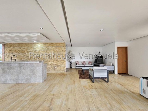 Apartamento En Alquiler En Altamira 25-17997 Yf