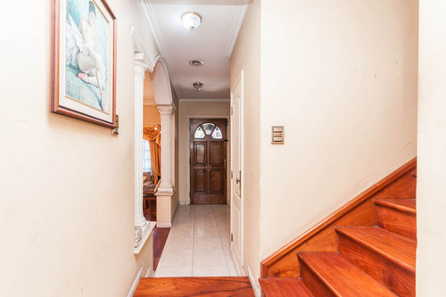 Venta Imponente Chalet S/lote De 17x48 Lanús Este