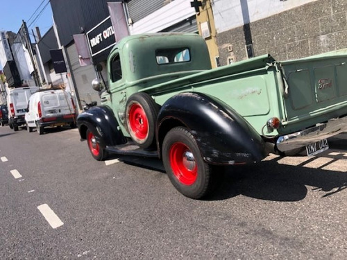 Ford Pick Up 1946 V8 No F1