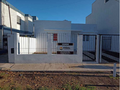 Casa En Venta En Ramos Mejia Sur