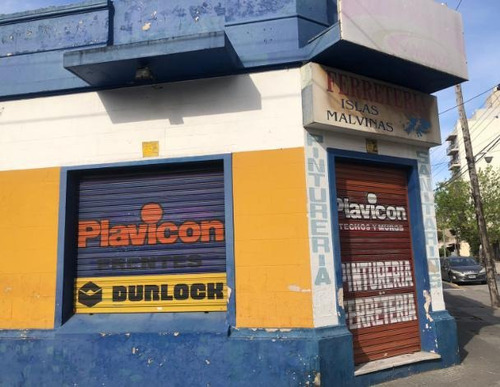 Imagen 2 de 11 de Oportunidad Gran Local Con Potencial!! En Esquina!!