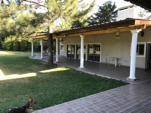 Imagen 7 de 14 de Alquiler Quinta Canning 5000 Mts !!! Piscina Gran Quincho Cubierto 3 Baños Gran Galería !! Entrada Adoquinada !! 2quincena De Enero Y 1 Quincena Feb 2023 Libre !!