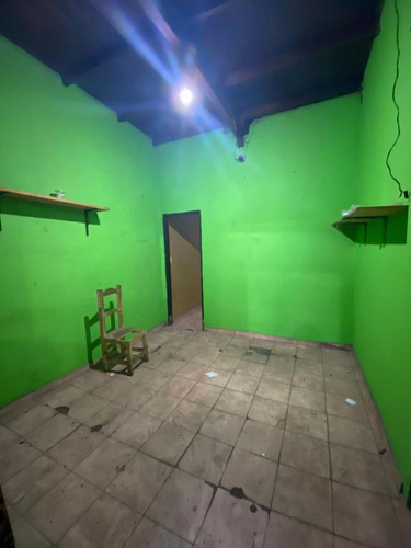 Galpón En Venta De 300m2 Ubicado En Moreno