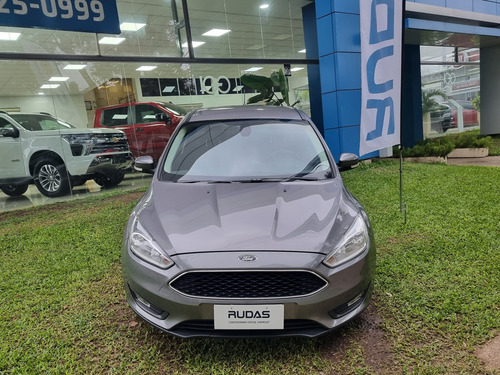 Ford Focus III 1.6 S