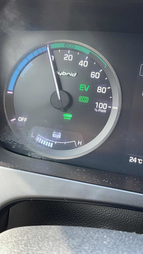 Imagen 2 de 8 de Hyundai Sonata Fe Fe Hibrido
