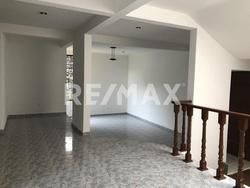 Casa En Venta En Jardines Del Ajusco