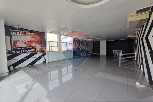 Local Comercial Arriendo
