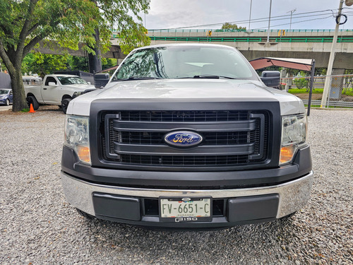 Ford F-150 5.0l Xl Cabina Y Media 4x2 Mt