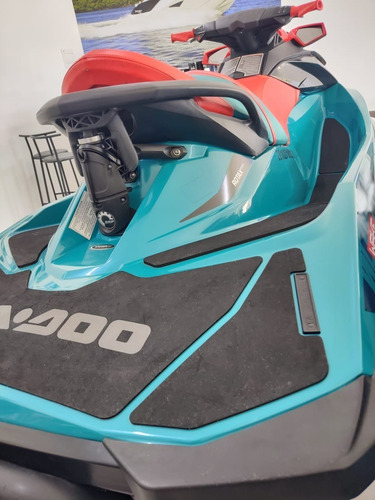 Imagem 9 de 11 de Jet Seadoo Wake 155 2018 Com 55h