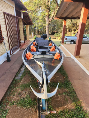 Barco De Alumínio Squalus Tibagi 6m 25 Hp