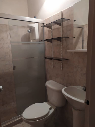 Imagen 9 de 10 de Vendo Bella Casa En Valle De Oro San Diego