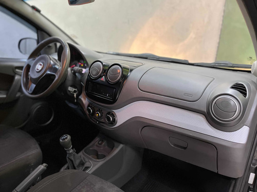 Imagem 10 de 11 de Fiat Palio 2016 1.0 Attractive Flex 5p