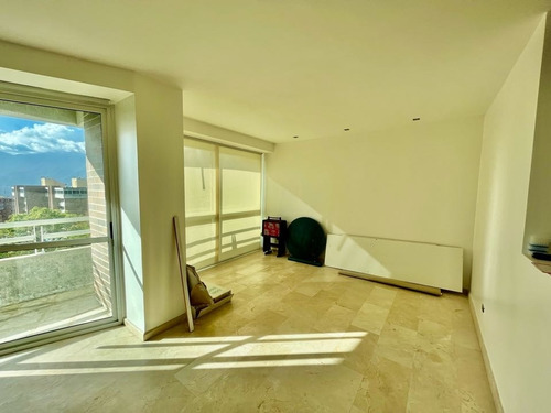 Imagen 7 de 28 de Vendo Excelente Apartamento 210 M2 4h/4b/3p Lomas Del Sol